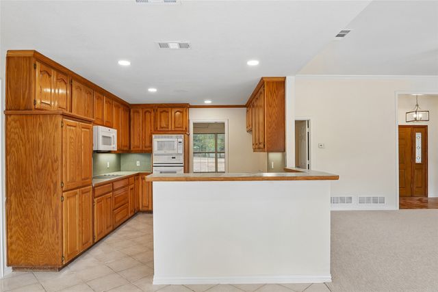 1570 Karen Drive, Argyle, TX 76226