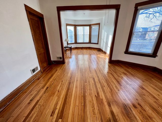 2155 N Kilbourn Avenue 1, Chicago, IL 60639
