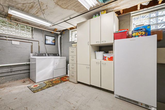 314 W Cass Street, Greenville, MI 48838