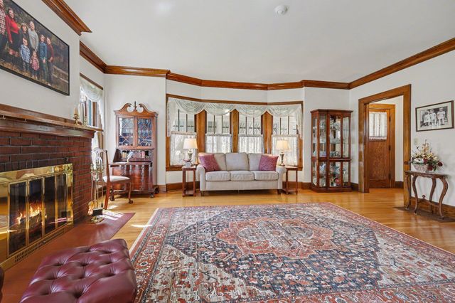 314 W Cass Street, Greenville, MI 48838