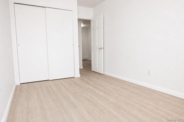 14434 37th Avenue 402, Flushing, NY 11354
