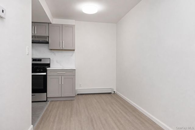 14434 37th Avenue 402, Flushing, NY 11354