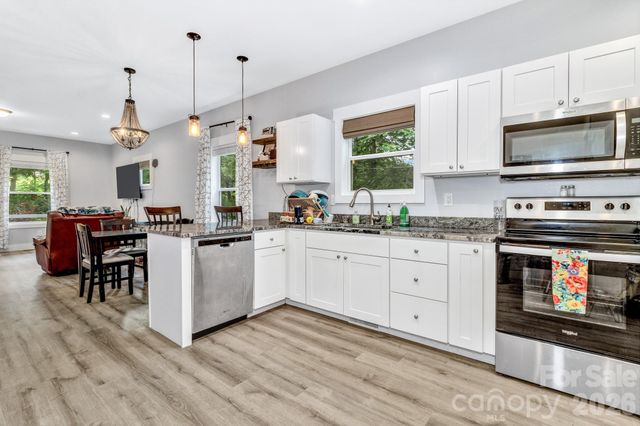 330 Old County Home Road, Asheville, NC 28806