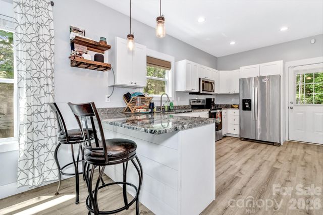 330 Old County Home Road, Asheville, NC 28806