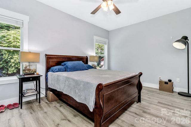 330 Old County Home Road, Asheville, NC 28806