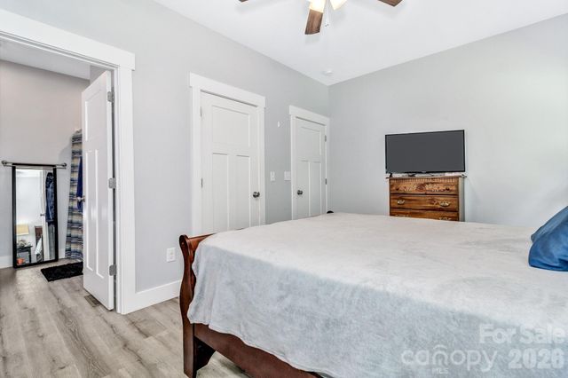 330 Old County Home Road, Asheville, NC 28806