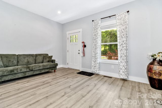 330 Old County Home Road, Asheville, NC 28806