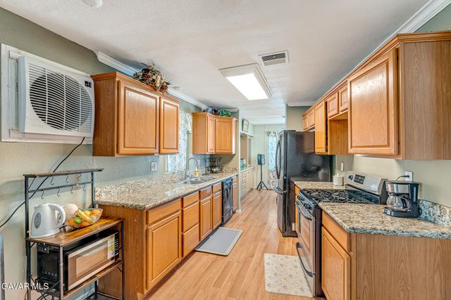 1301 E Avenue I # 148, Lancaster, CA 93535