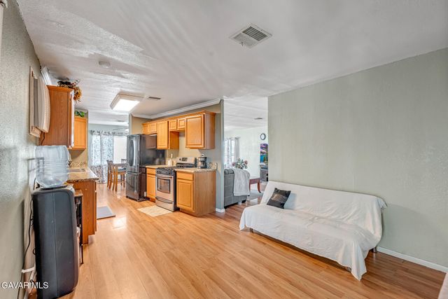 1301 E Avenue I # 148, Lancaster, CA 93535