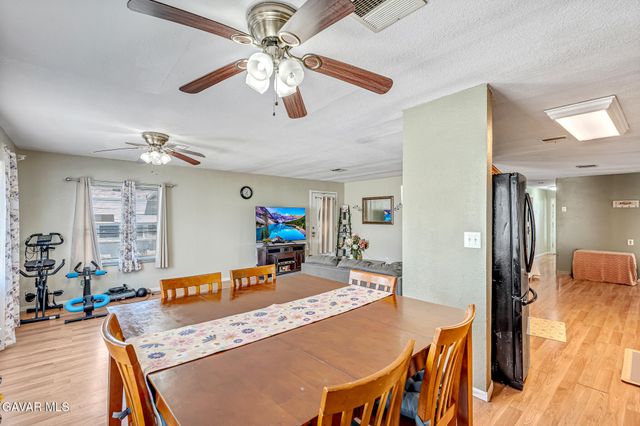 1301 E Avenue I # 148, Lancaster, CA 93535