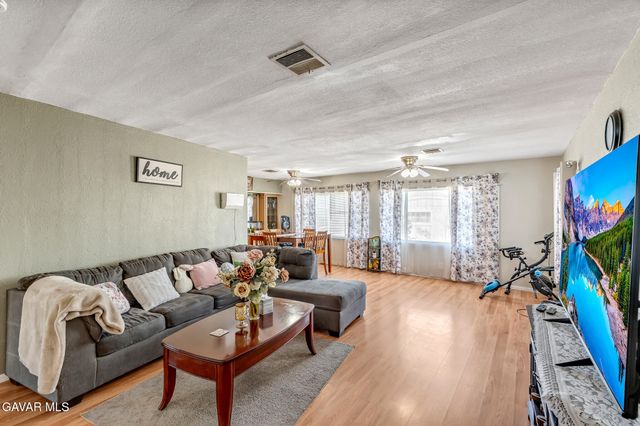 1301 E Avenue I # 148, Lancaster, CA 93535