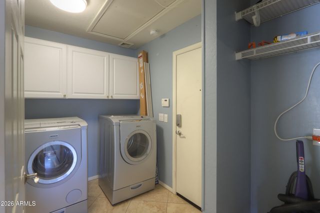 1284 W AVALON CANYON Drive, Casa Grande, AZ 85122