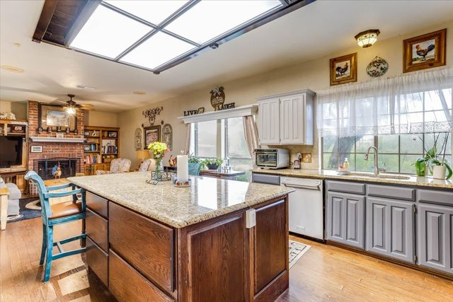 9500 Boat Club Road, Fort Worth, TX 76179