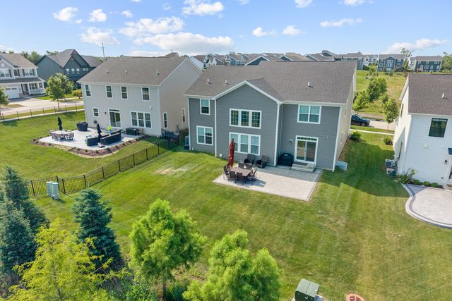 1888 Sagebrook Drive, South Elgin, IL 60177