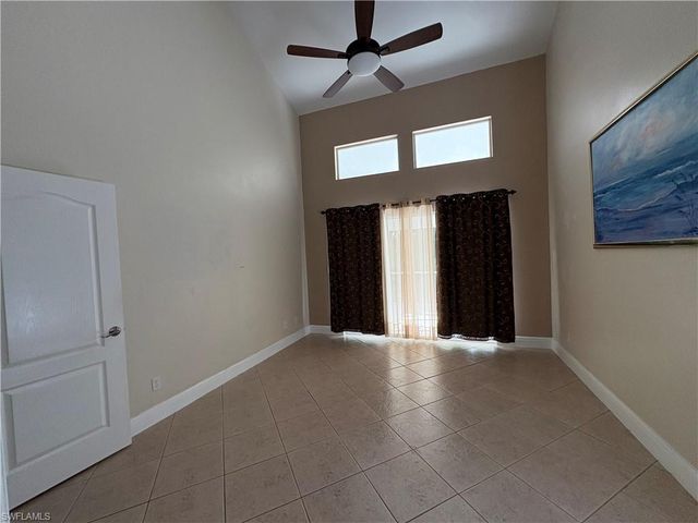 804 Bluebird ST, Naples, FL 34104