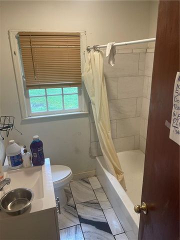 318 Sutherland Drive, Chickasaw, AL 36611