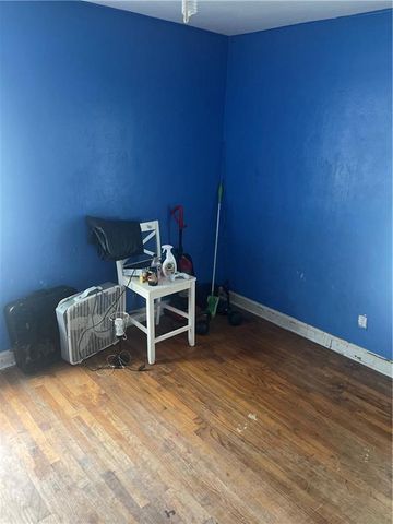 318 Sutherland Drive, Chickasaw, AL 36611