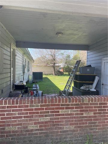 318 Sutherland Drive, Chickasaw, AL 36611