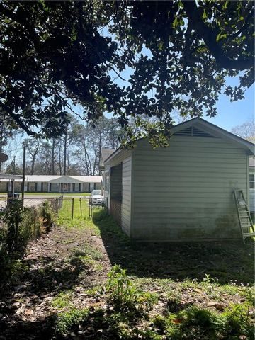 318 Sutherland Drive, Chickasaw, AL 36611