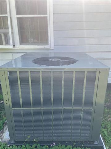 318 Sutherland Drive, Chickasaw, AL 36611