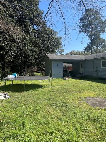 318 Sutherland Drive, Chickasaw, AL 36611