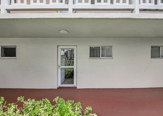 2855 Garden Drive S 102, Lake Worth Beach, FL 33461