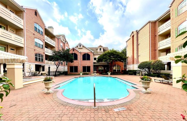 2111 Welch Street B110, Houston, TX 77019