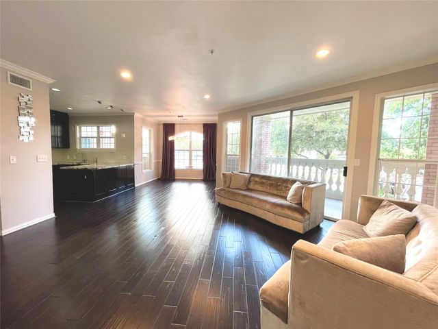2111 Welch Street B110, Houston, TX 77019