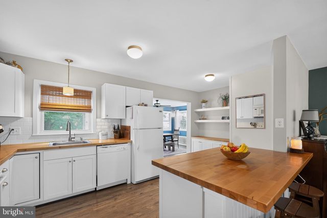 8354 ROCKY SPRINGS RD, Frederick, MD 21702