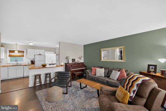 8354 ROCKY SPRINGS RD, Frederick, MD 21702