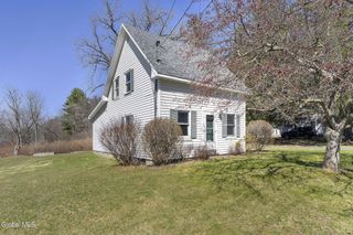 143 /147 Glenmont Road, Bethlehem, NY 12077