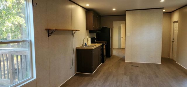 194 Fm 2104, Smithville, TX 78957