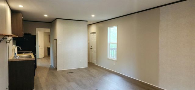 194 Fm 2104, Smithville, TX 78957