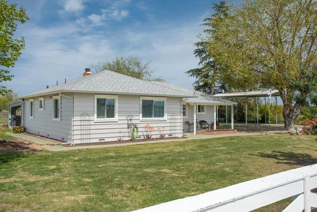 5621 Hankins Rd, Williams, CA 95987