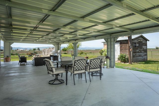 5621 Hankins Rd, Williams, CA 95987