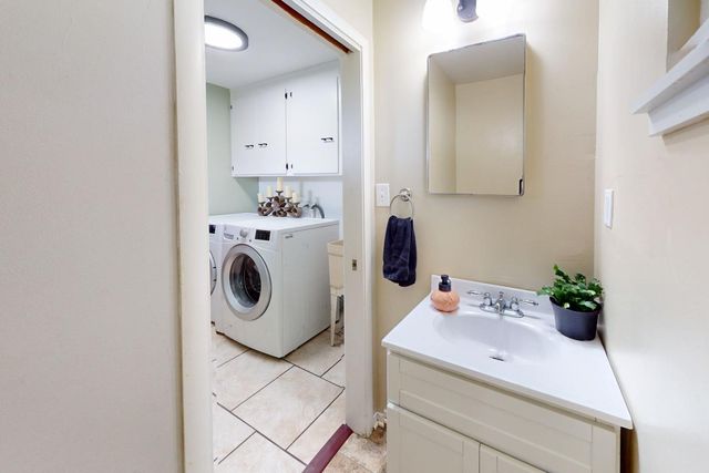 5621 Hankins Rd, Williams, CA 95987