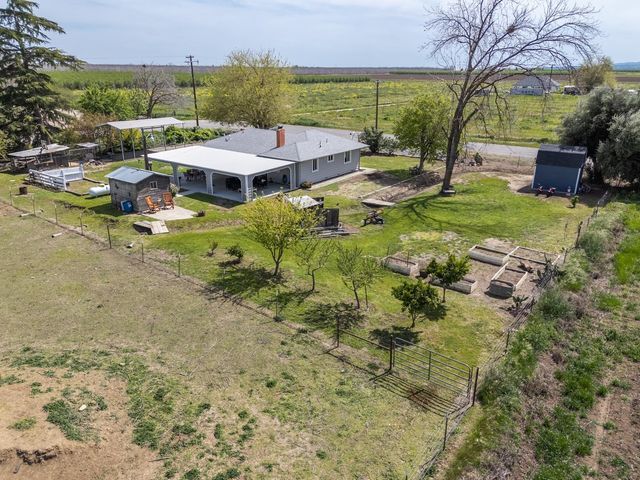 5621 Hankins Rd, Williams, CA 95987