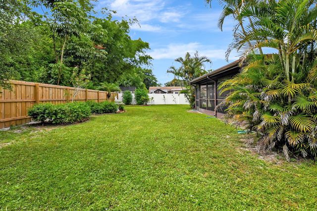 9311 Longmeadow Circle, Boynton Beach, FL 33436