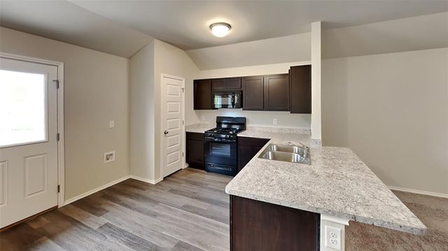 11612 NW 95th Street, Yukon, OK 73099