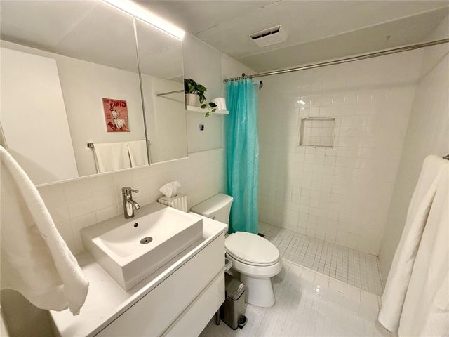 3600 Montrose Boulevard 207, Houston, TX 77006