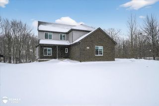8224 Peninsula Circle, Mundy Twp, MI 48439