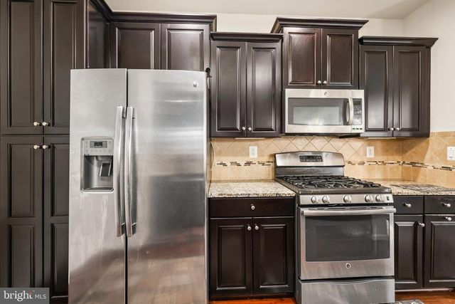 42593 SUNSET RIDGE SQ, Ashburn, VA 20148