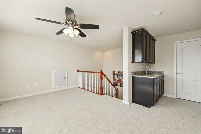 42593 SUNSET RIDGE SQ, Ashburn, VA 20148