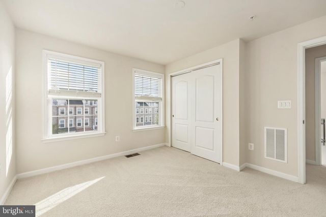 42593 SUNSET RIDGE SQ, Ashburn, VA 20148