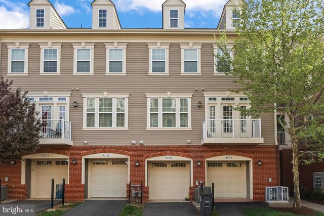 42593 SUNSET RIDGE SQ, Ashburn, VA 20148