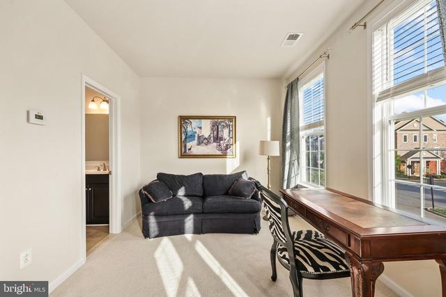 42593 SUNSET RIDGE SQ, Ashburn, VA 20148