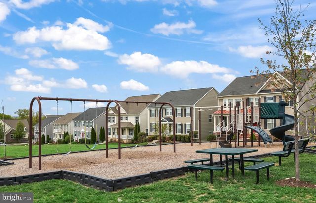 42593 SUNSET RIDGE SQ, Ashburn, VA 20148