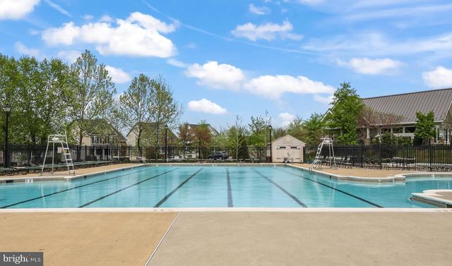 42593 SUNSET RIDGE SQ, Ashburn, VA 20148
