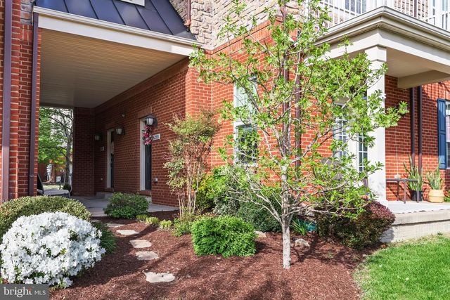 42593 SUNSET RIDGE SQ, Ashburn, VA 20148