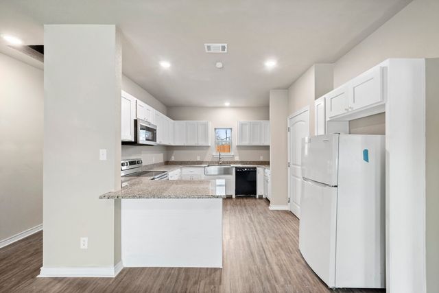 2867 Conveyor Drive A, Burleson, TX 76028